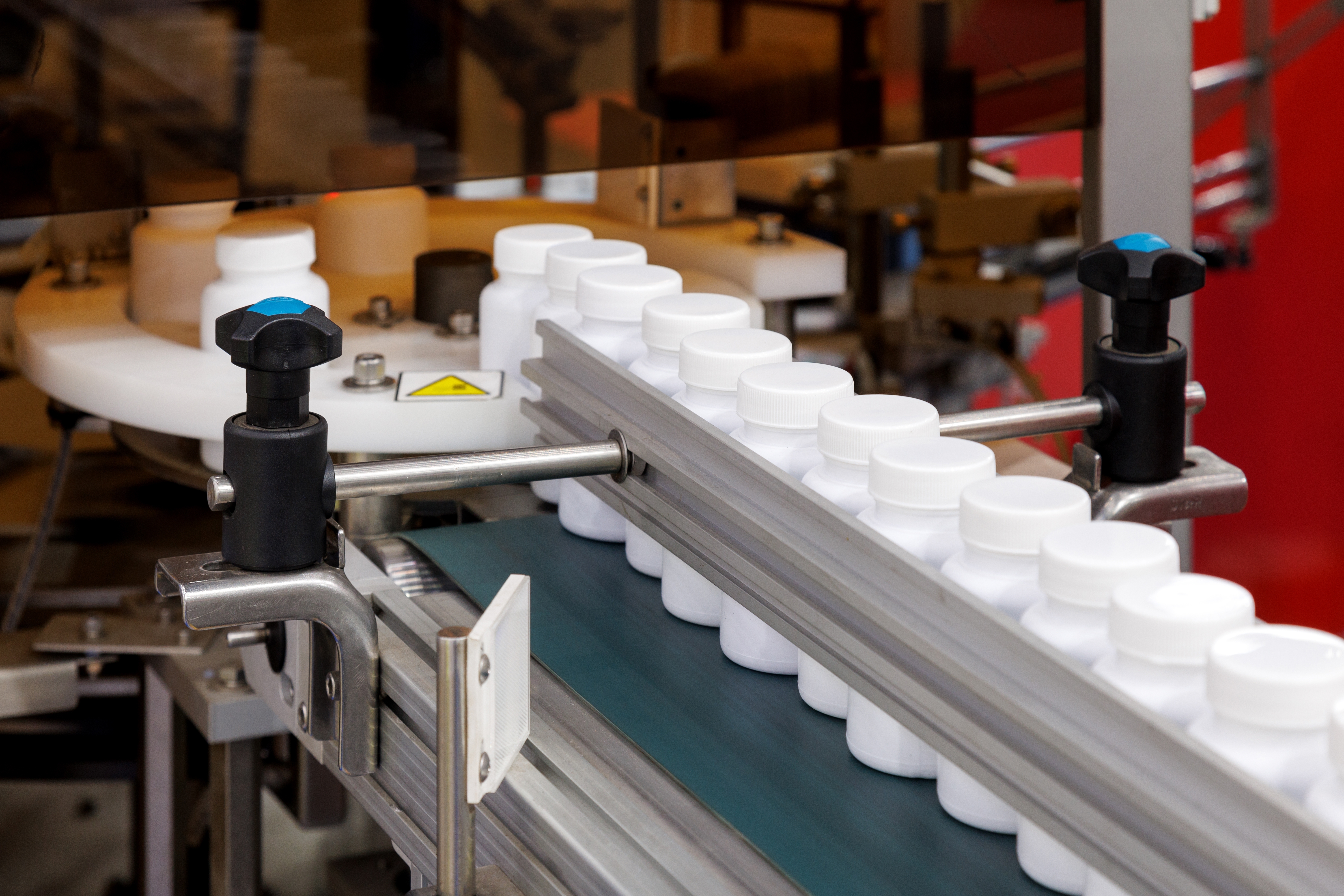 Manifest Labs packaging line